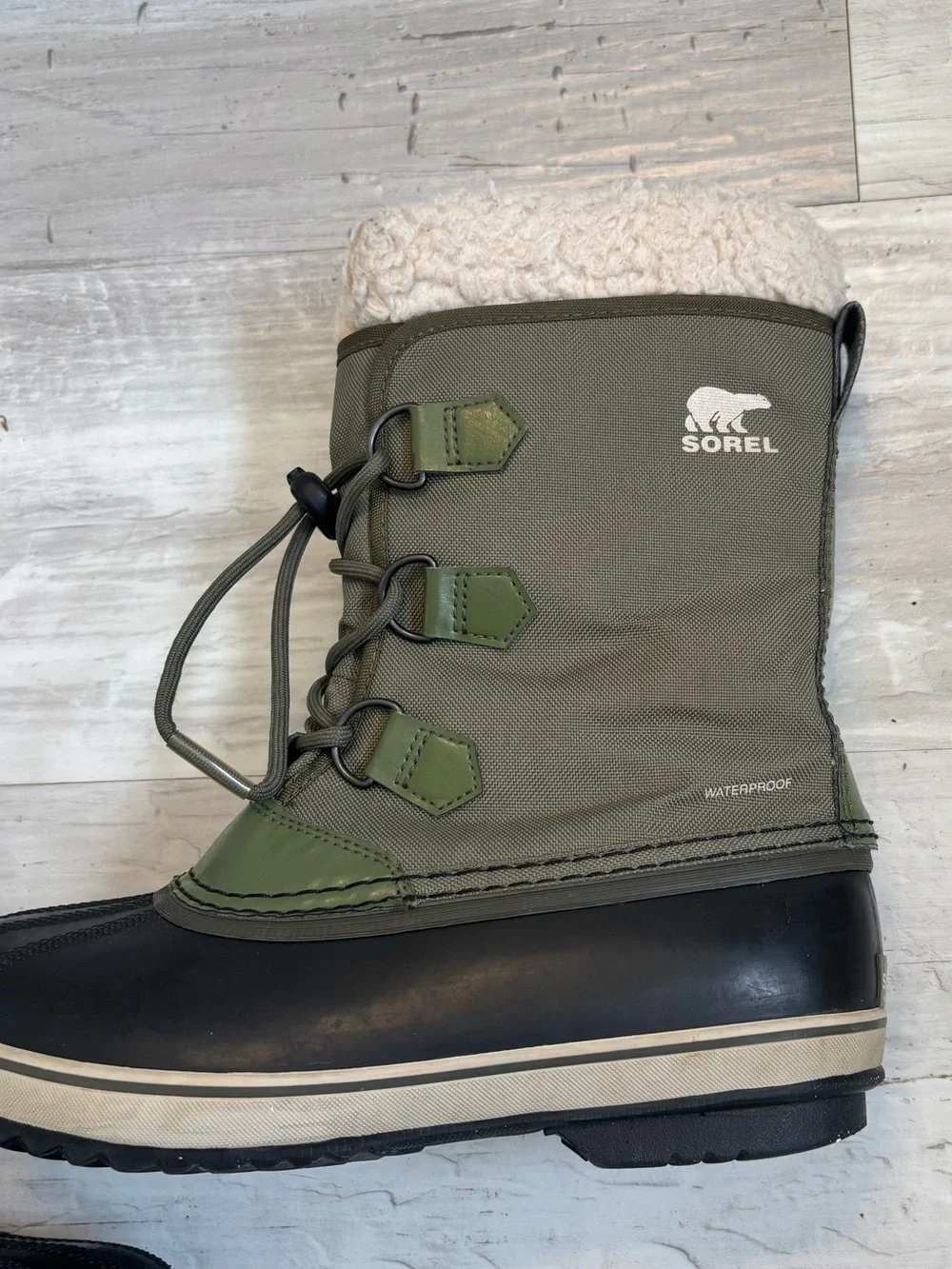 Sorel Yoot Pac Nylon Waterproof Snow Boots Hiker Green Youth Size 6